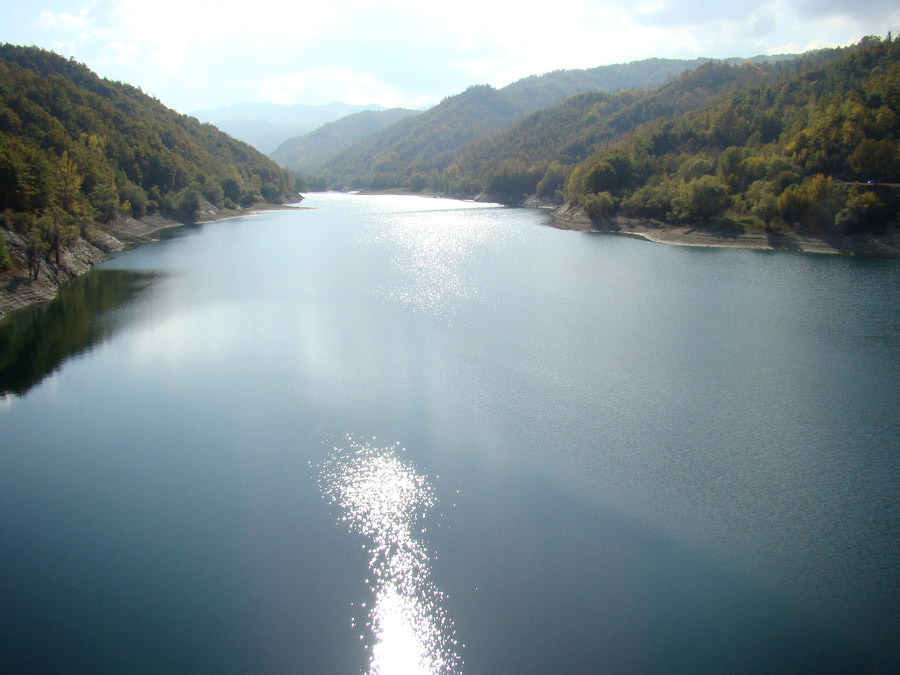 Un giro intorno al Lago del Salto